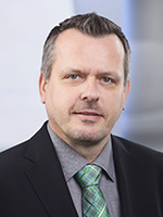 Portrait photo of Johannes Gruber